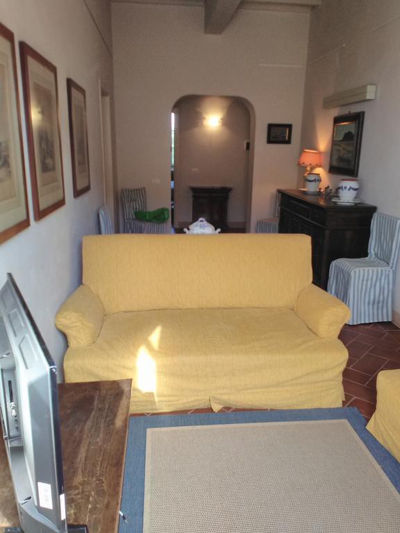 Lauretta Apartment Bolgheri Bagian luar foto
